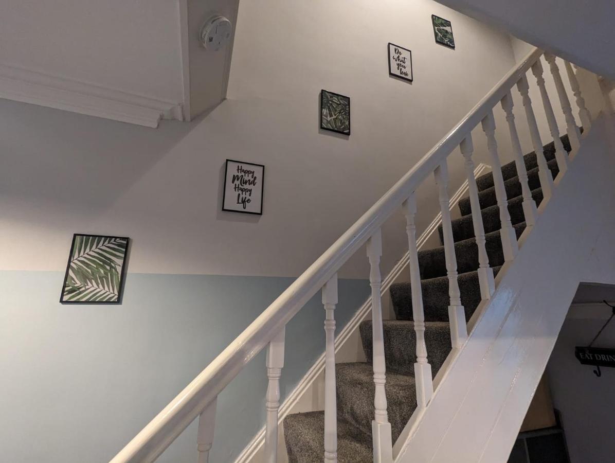 Crawford Avenue Retreat Apartment ลิเวอร์พูล ภายนอก รูปภาพ
